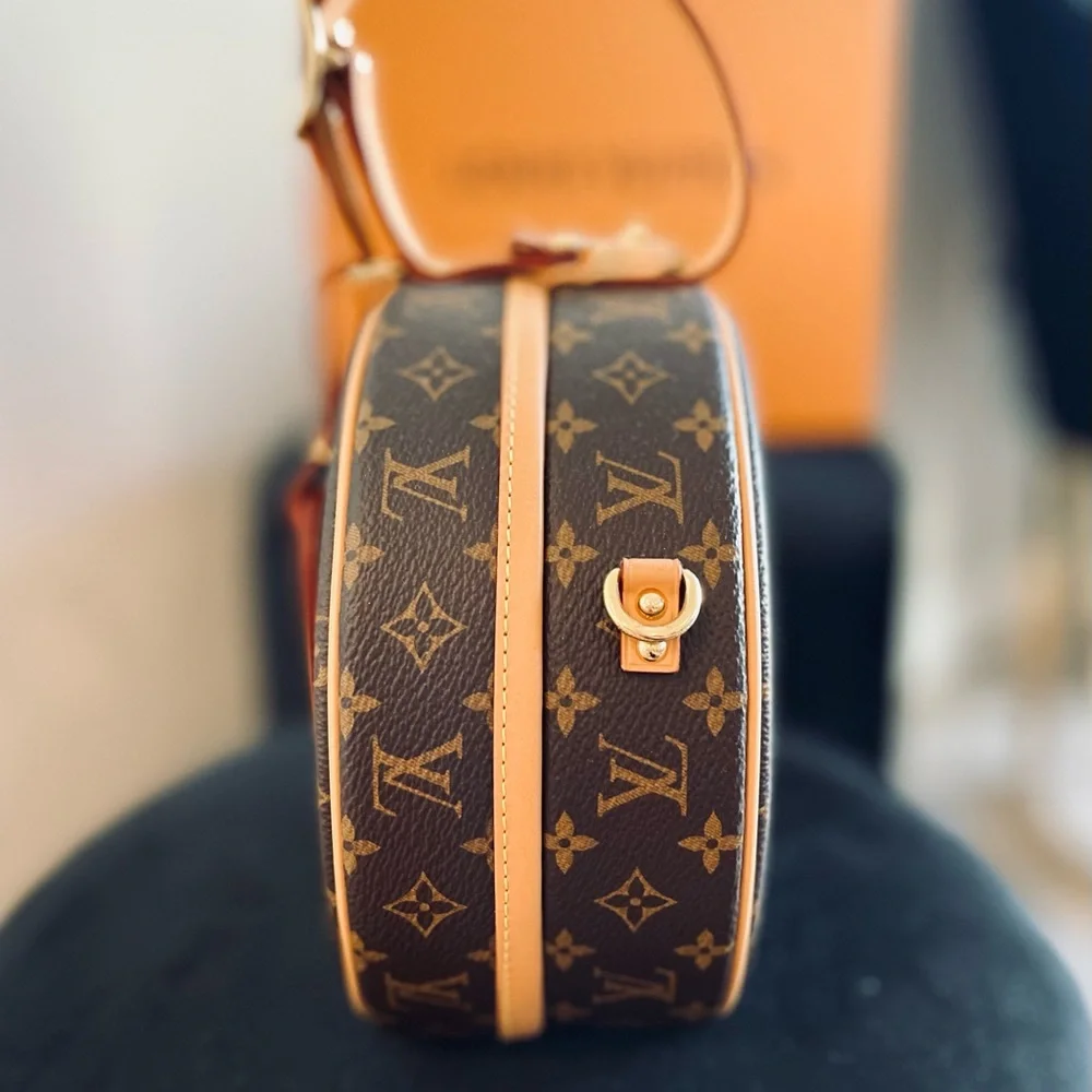 Louis Vuitton Petite Boite Chapeau - Picture 7 of 15